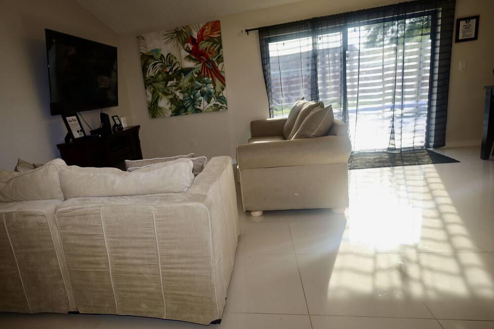 Photo of Livingroom in Poinciana