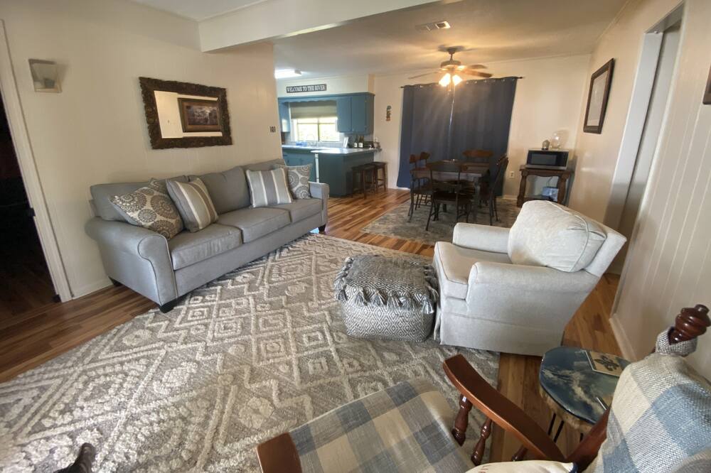 Photo of Livingroom in Jarreau