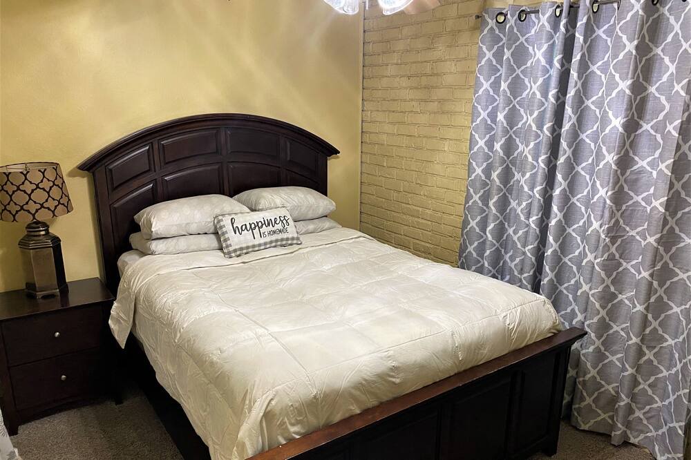 Photo of Bedroom in Baton Rouge