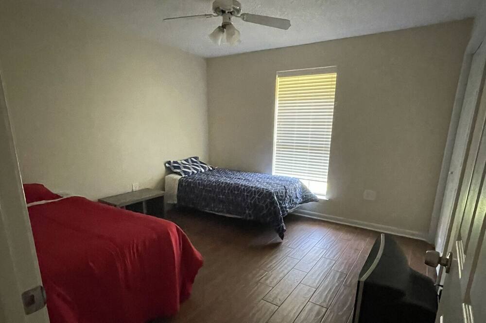 Photo of Bedroom in Park Forest - LA North