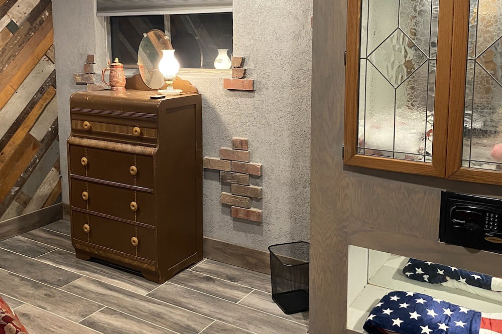 Photo of Bedroom in Vivian