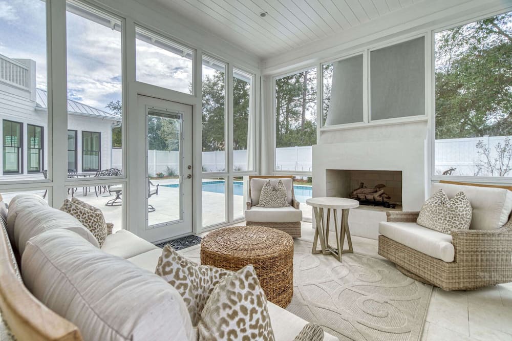 Photo of Livingroom in Seacrest