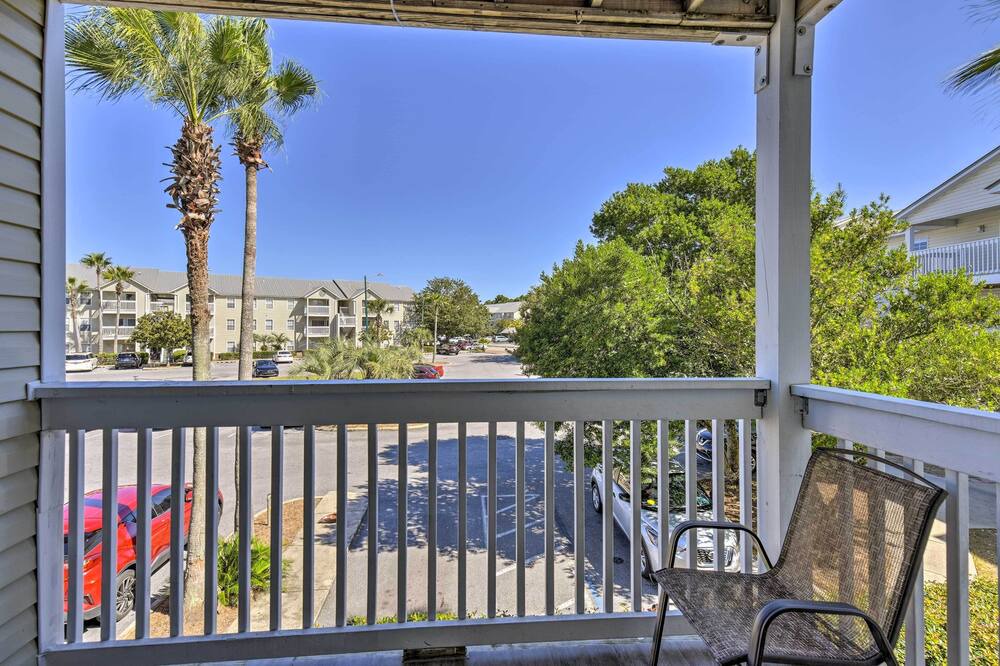 Photo of Patio Balcony in Indian Bayou
