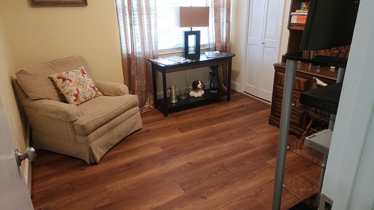 Photo of Livingroom in Gardendale