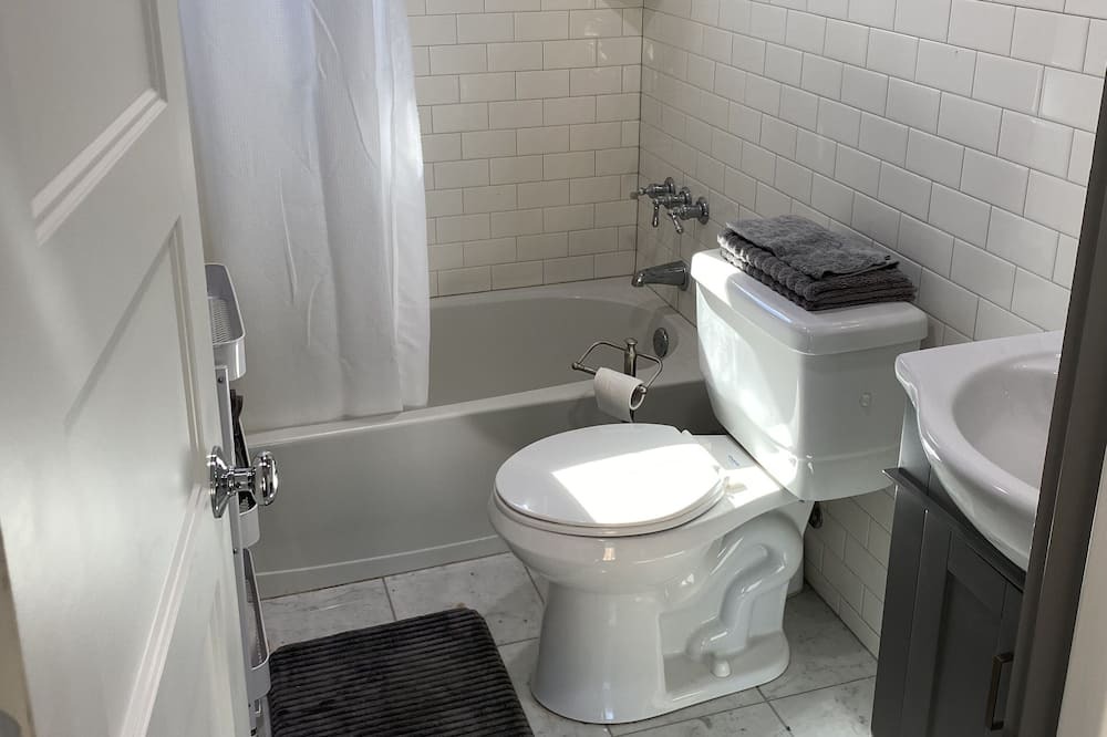 Photo of Bathroom in Swink