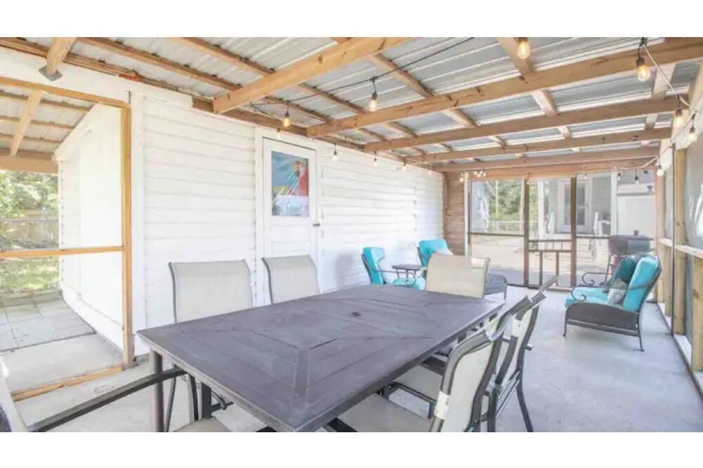 Photo of Bedroom in Gulfport