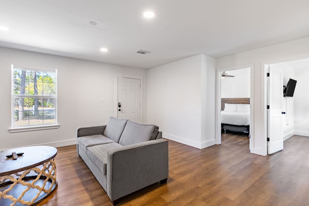 Photo of Bedroom in Gulfview Heights