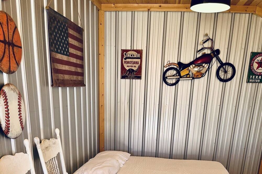 Photo of Bedroom in Killen