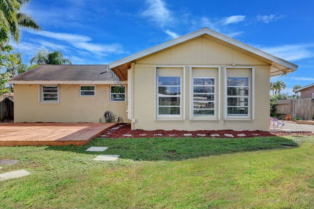 Photo of Outdoor in Royal Palm Beach