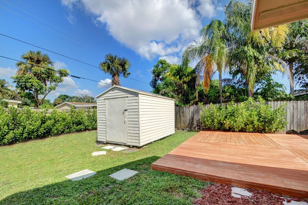 Photo of Outdoor in Royal Palm Beach