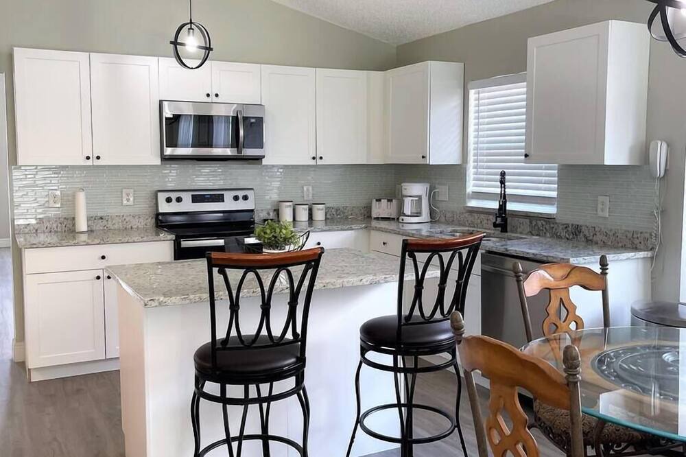 Photo of Others in Lake Davenport Estates