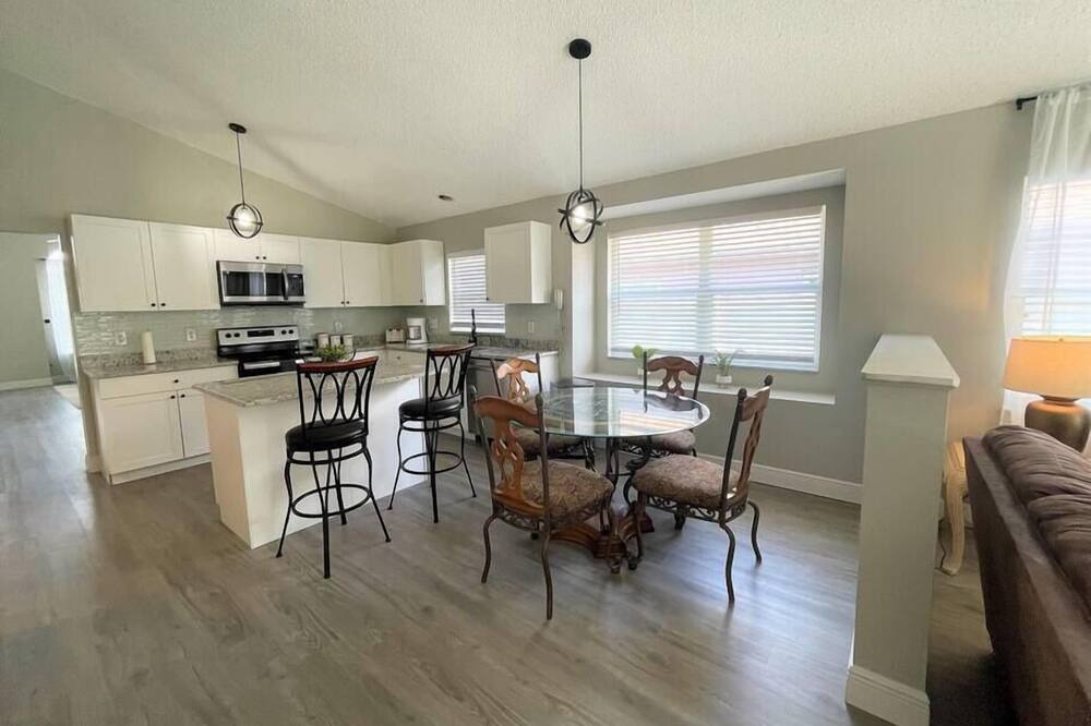 Photo of Others in Lake Davenport Estates