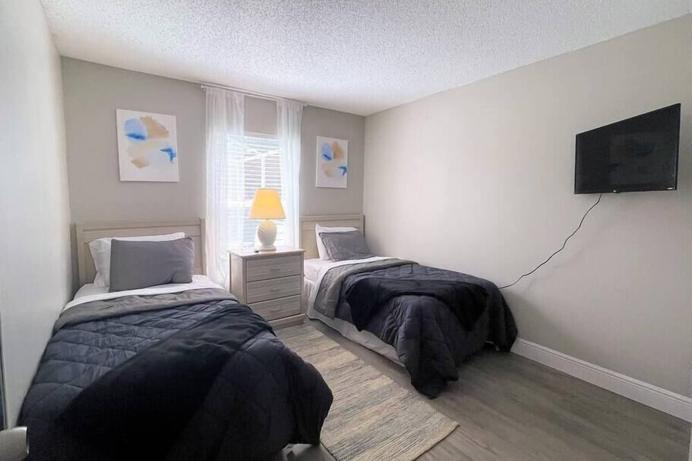 Photo of Others in Lake Davenport Estates