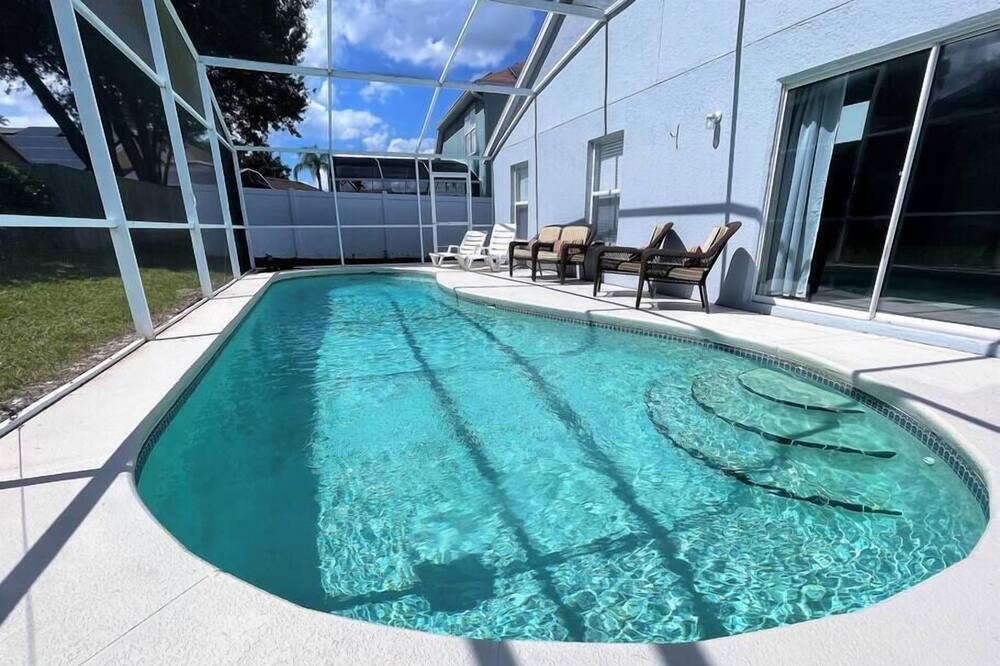 Photo of Others in Lake Davenport Estates