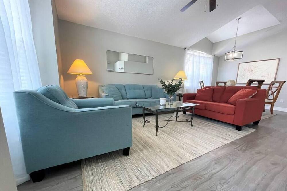 Photo of Others in Lake Davenport Estates