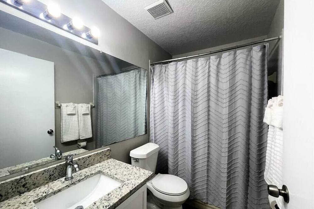Photo of Others in Lake Davenport Estates