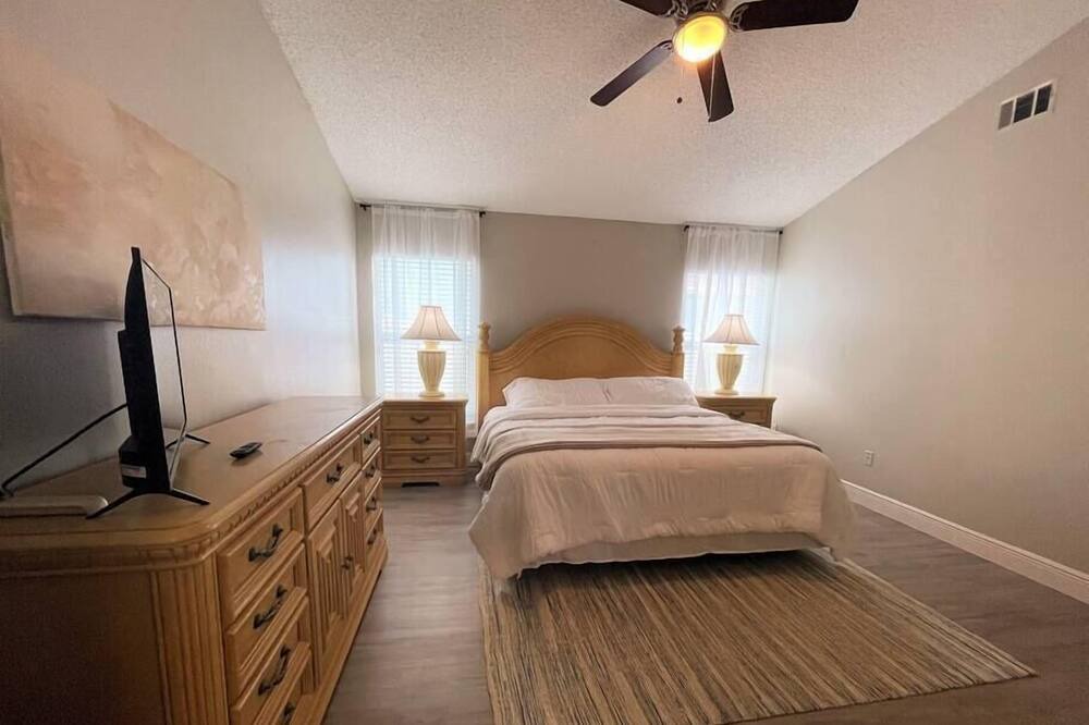 Photo of Others in Lake Davenport Estates