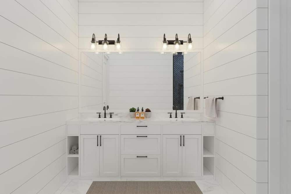 Photo of Bathroom in Gulf Place