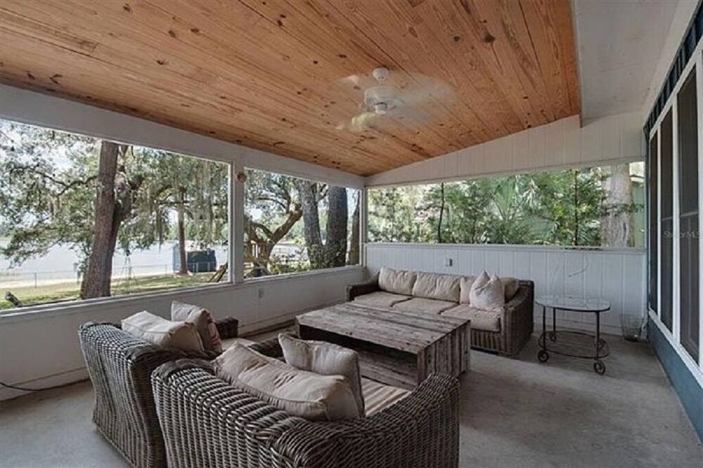 Photo of Patio Balcony in Silver Springs