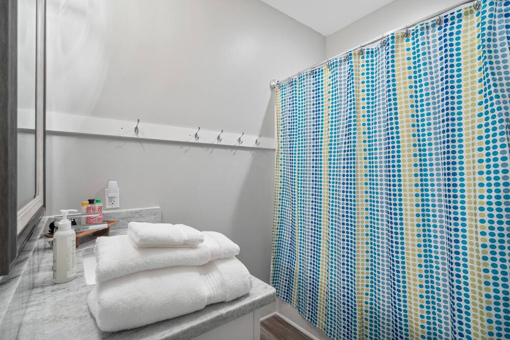 Photo of Bathroom in Dauphin Island