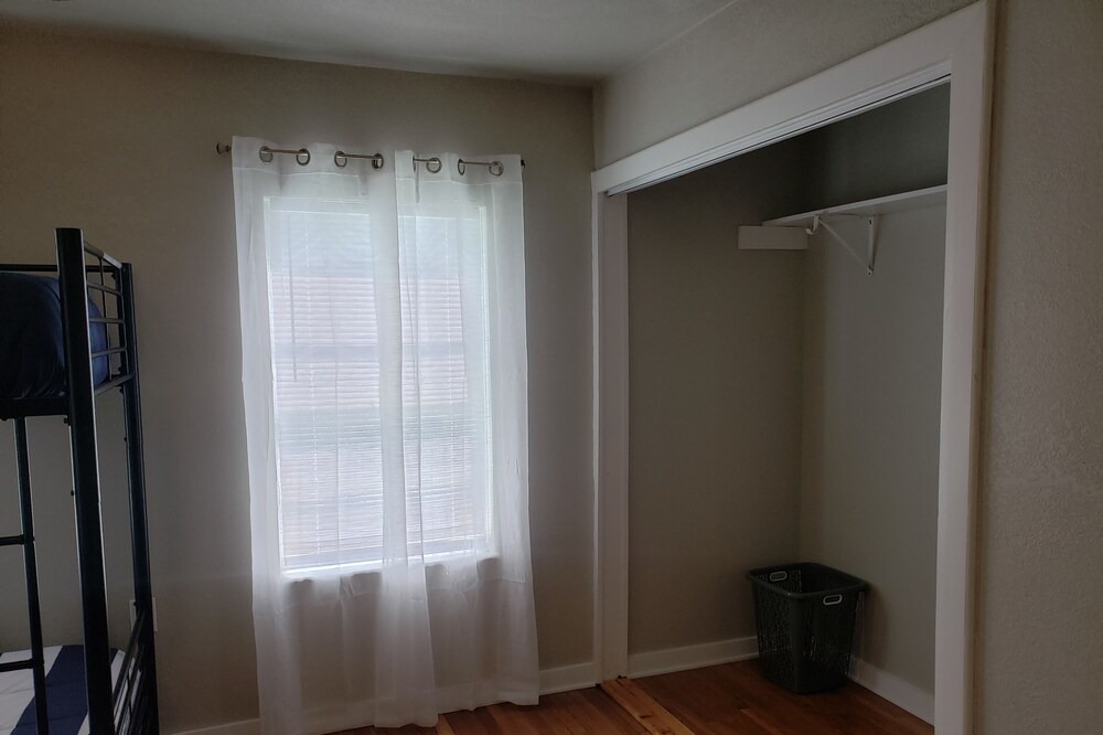 Photo of Bedroom in Baytown