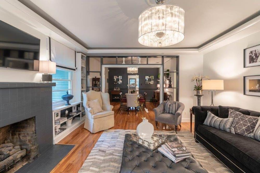 Photo of Livingroom in Natchez
