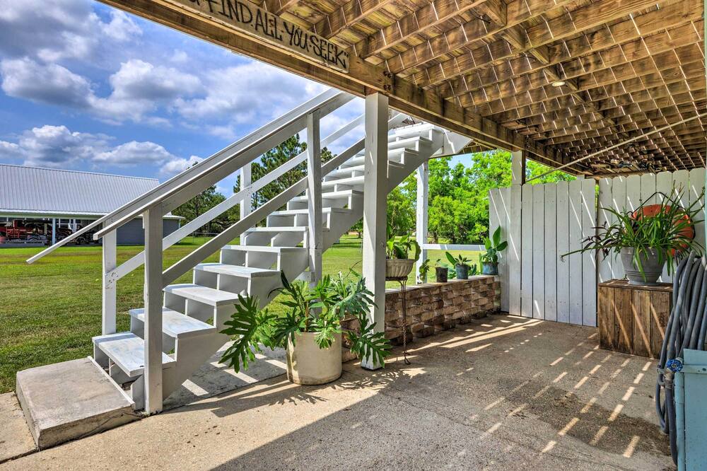 Photo of Outdoor in Waveland