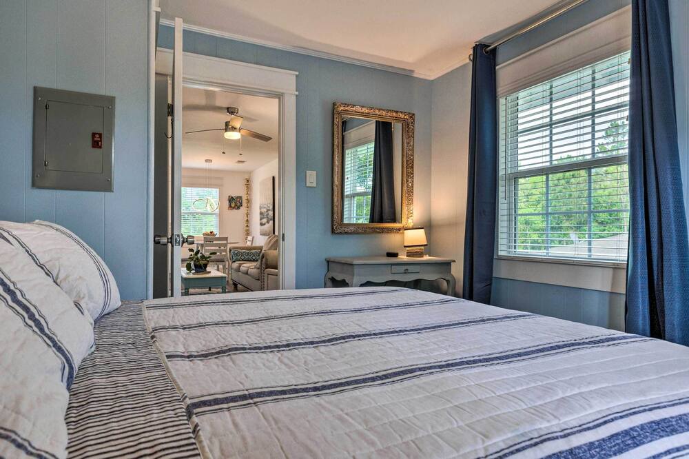 Photo of Bedroom in Waveland