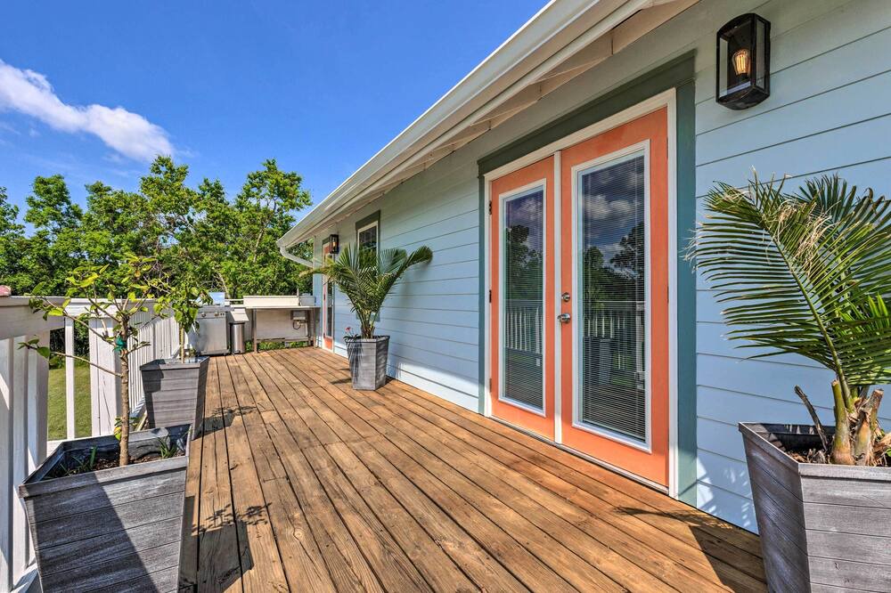 Photo of Patio Balcony in Waveland