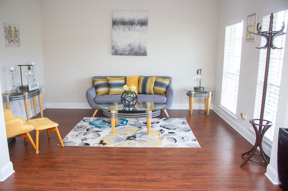 Photo of Livingroom in Slidell