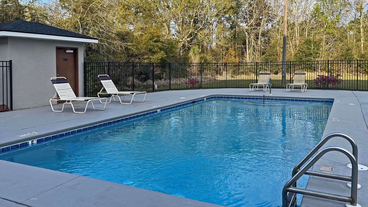 Photo of Outdoor in Foley