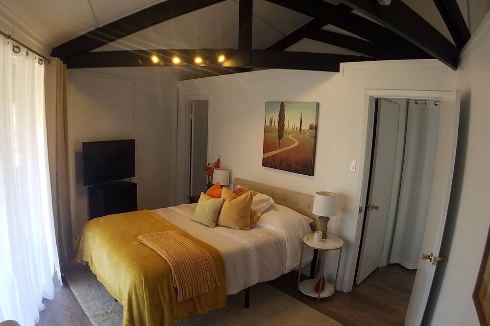 Photo of Bedroom in Jones Mills