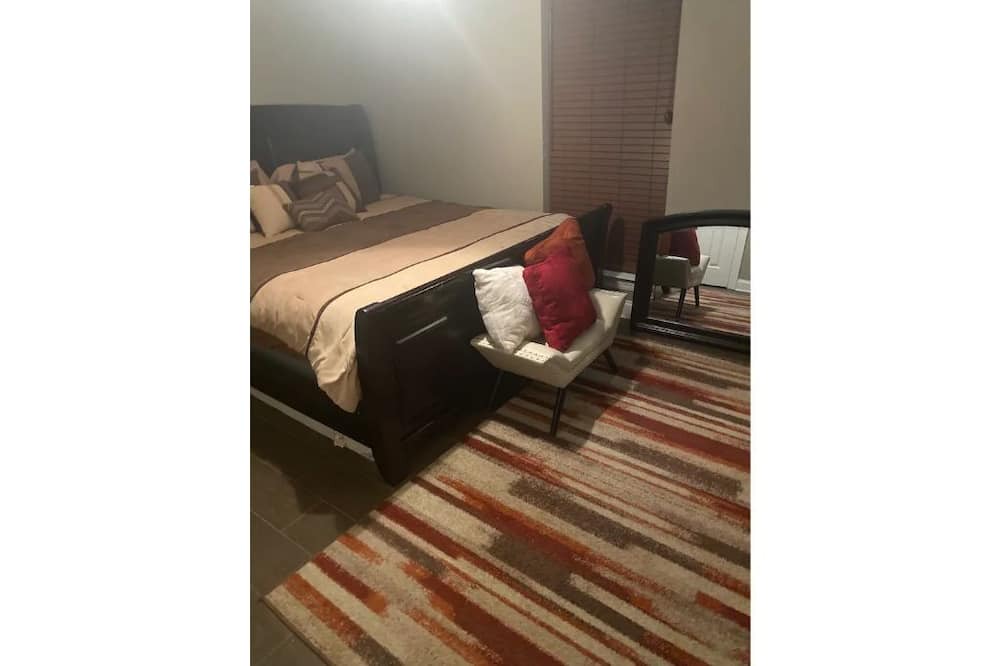 Photo of Bedroom in Central