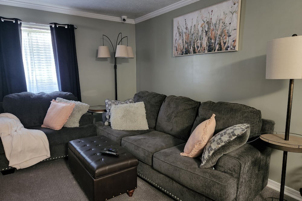 Photo of Livingroom in Waveland