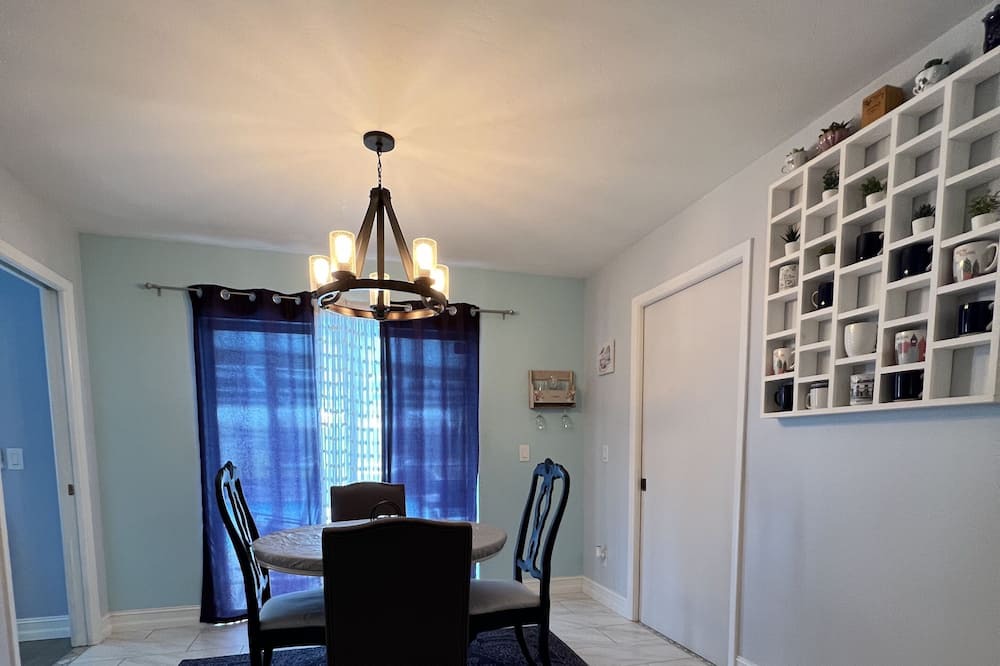 Photo of Kitchen in Lochmoor Waterway Estates