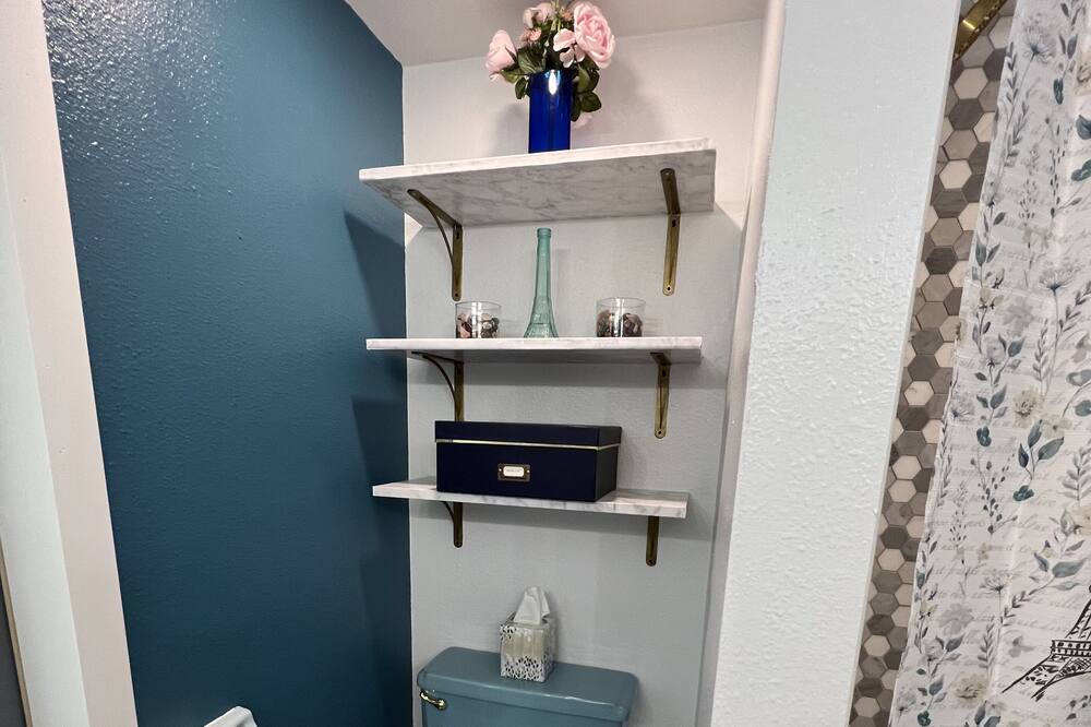 Photo of Bathroom in Lochmoor Waterway Estates