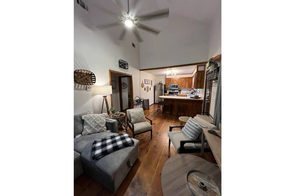 Photo of Bedroom in Hattiesburg