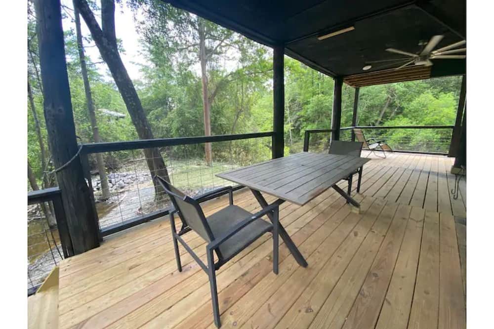 Photo of Patio Balcony in Hattiesburg