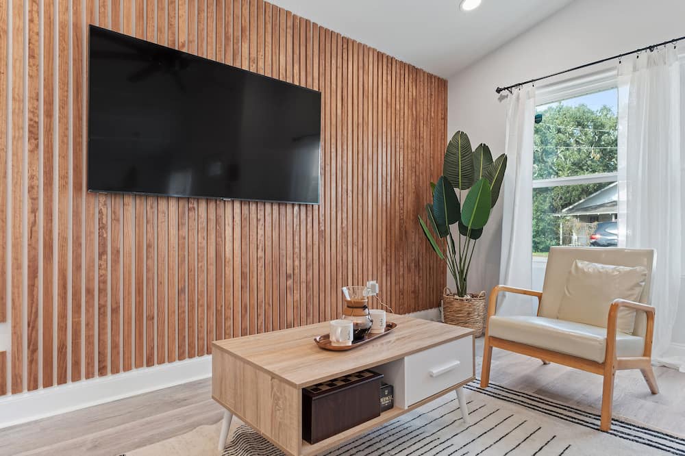 Photo of Livingroom in South Pensacola