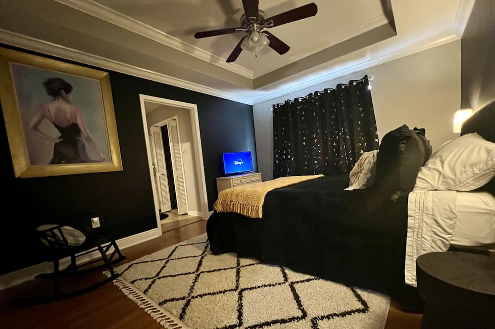 Photo of Bedroom in Shenandoah
