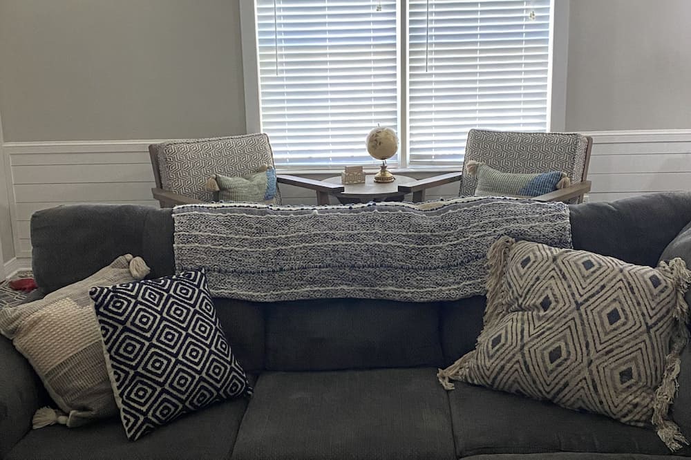 Photo of Livingroom in Wright