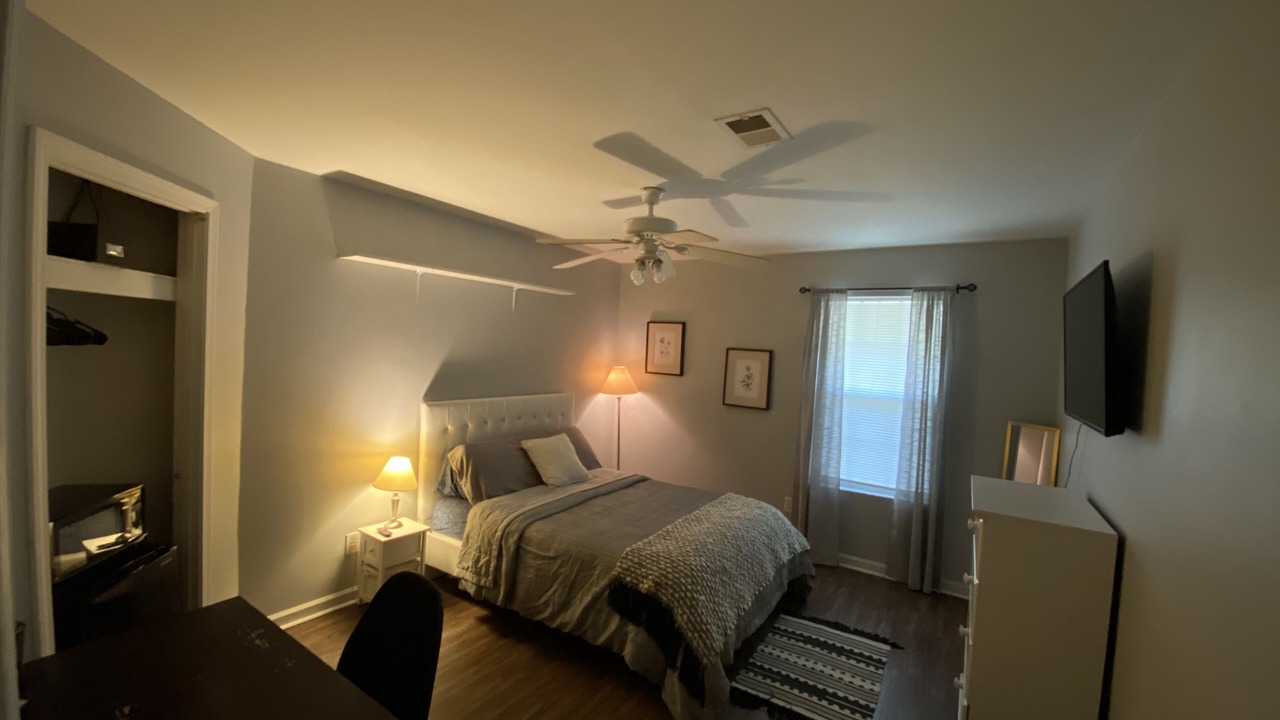 Photo of Bedroom in Gulf Breeze