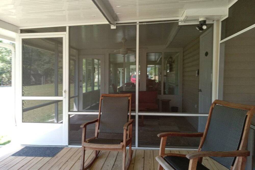 Photo of Patio Balcony in Stone County