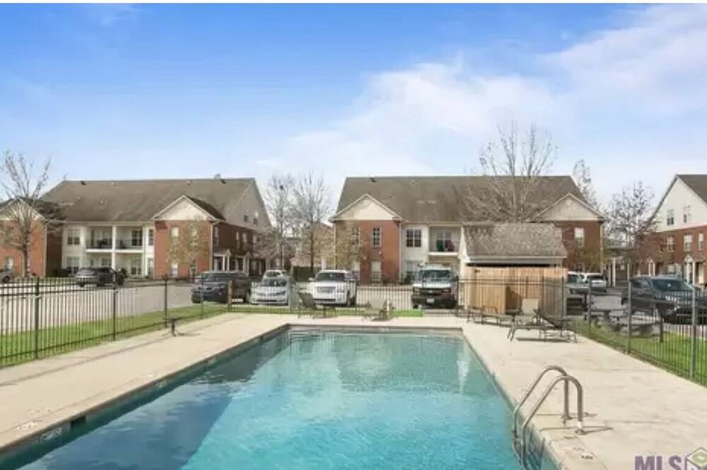 Photo of Outdoor in Highlands - Perkins