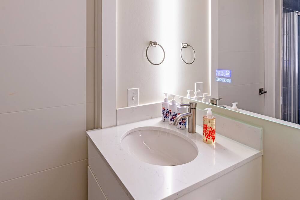 Photo of Bathroom in Downtown Jackson