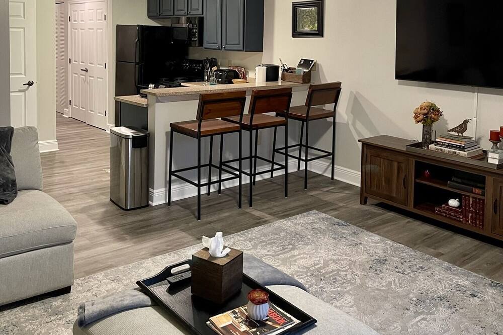 Photo of Livingroom in Capitol Hill
