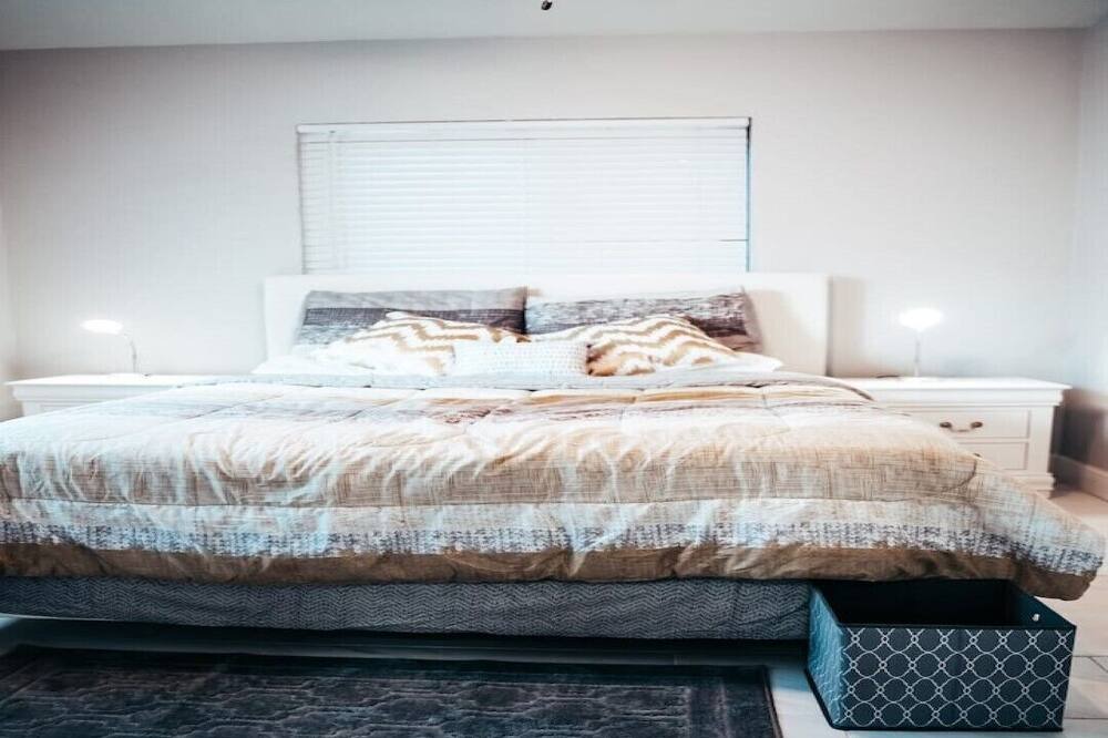 Photo of Bedroom in Flagler Village