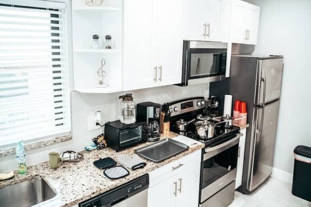 Photo of Kitchen in Flagler Village