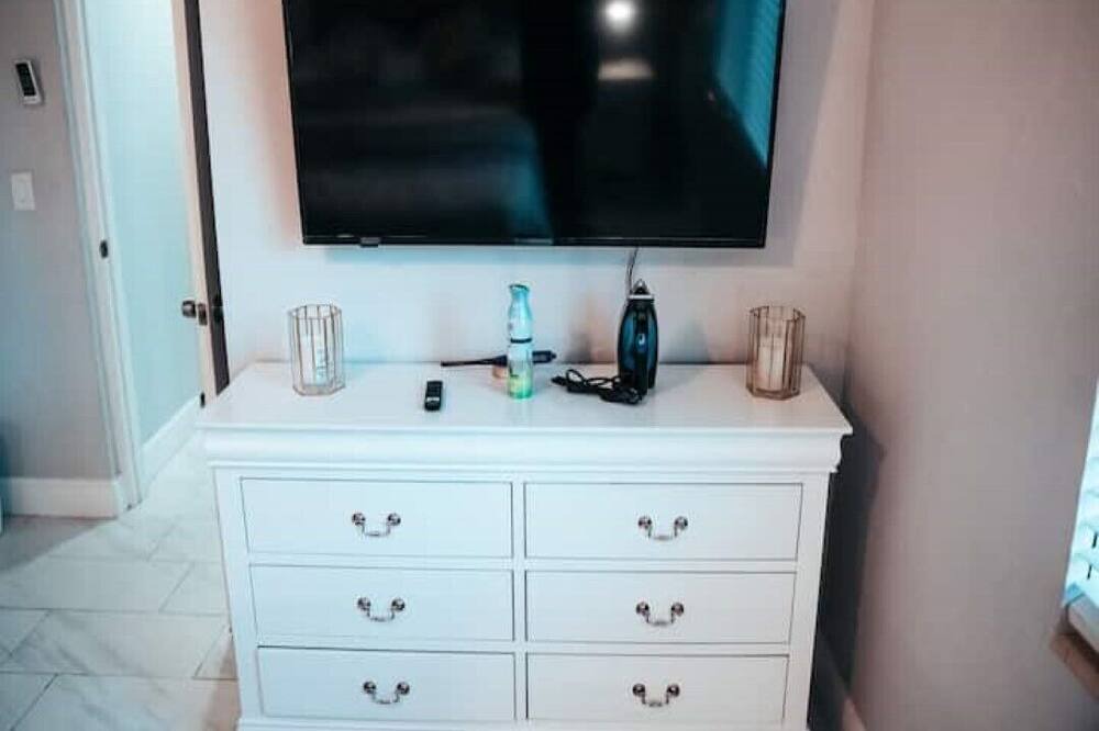 Photo of Bedroom in Flagler Village