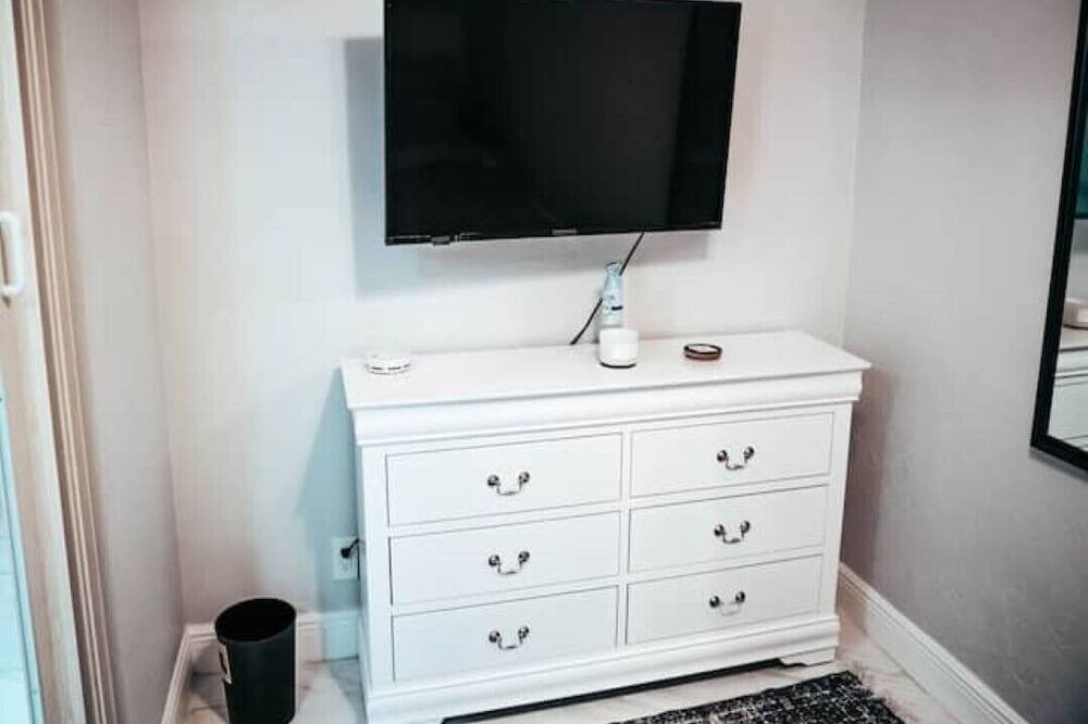 Photo of Bedroom in Flagler Village